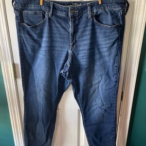 Universal Thread Women's High Rise Blue Jeans